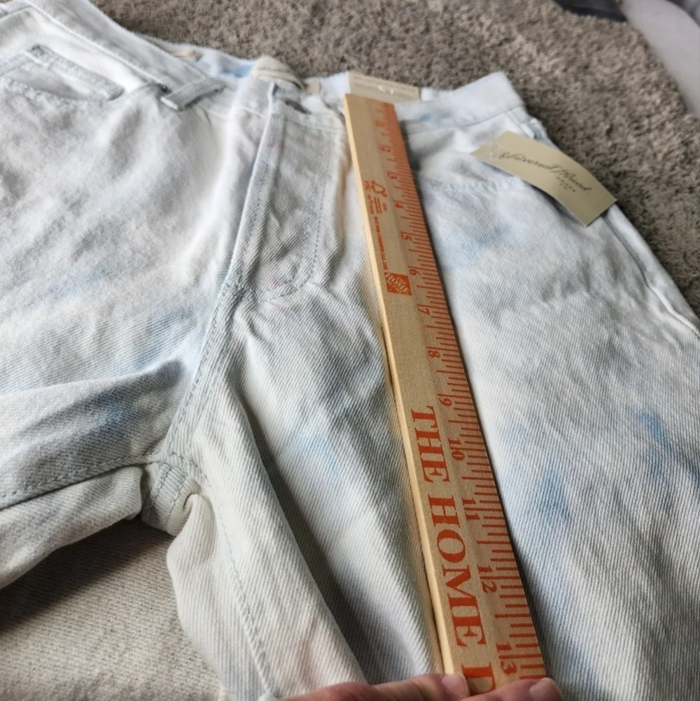 Women's Baggy Cloud Mid-Rise  90s Baggy Jeans - Universal Thread - Size 2